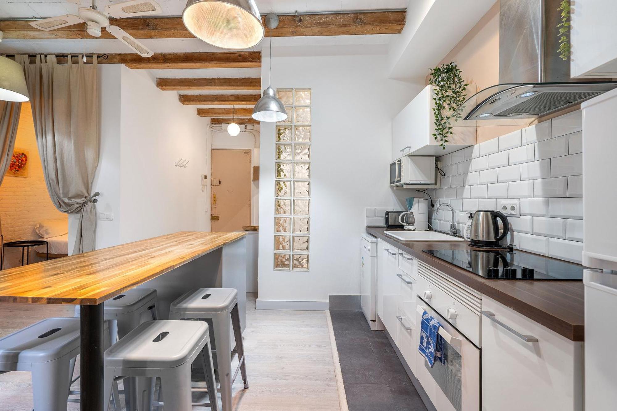 Apartament Fridays Flats Retro Chic In Poble Sec Barcelona Zewnętrze zdjęcie